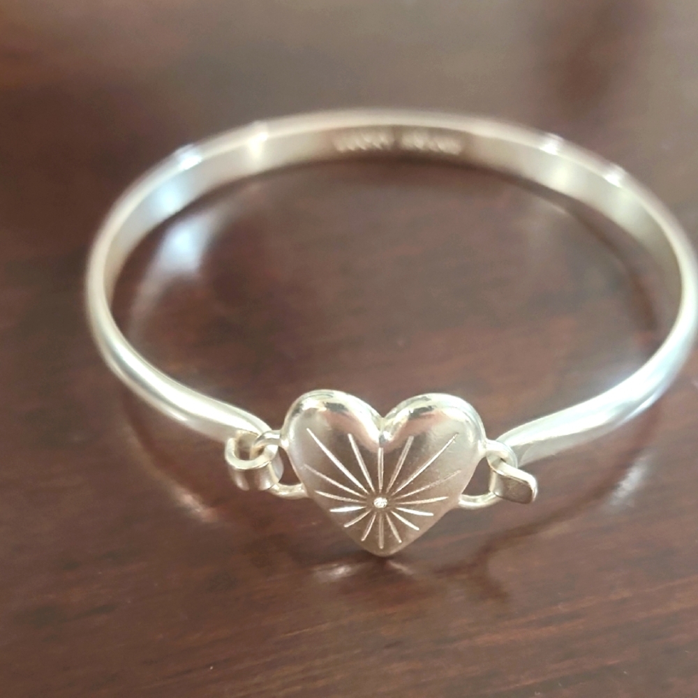 Lucky Brand Silver Heart Bangle